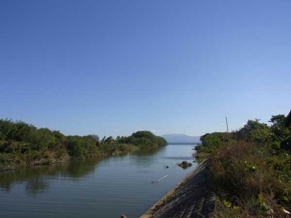 安曇川北流の河口付近