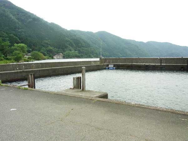 飯浦港 バス釣り おかっぱりポイント